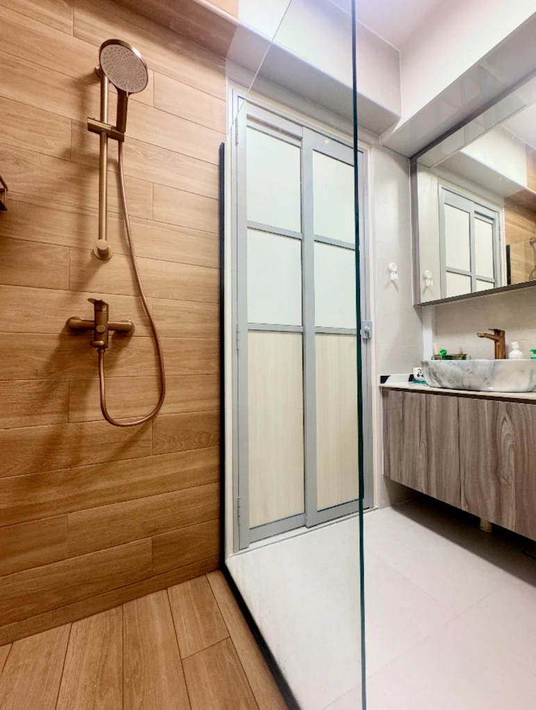 Rong Chen Decoration PTE LTD  showroom