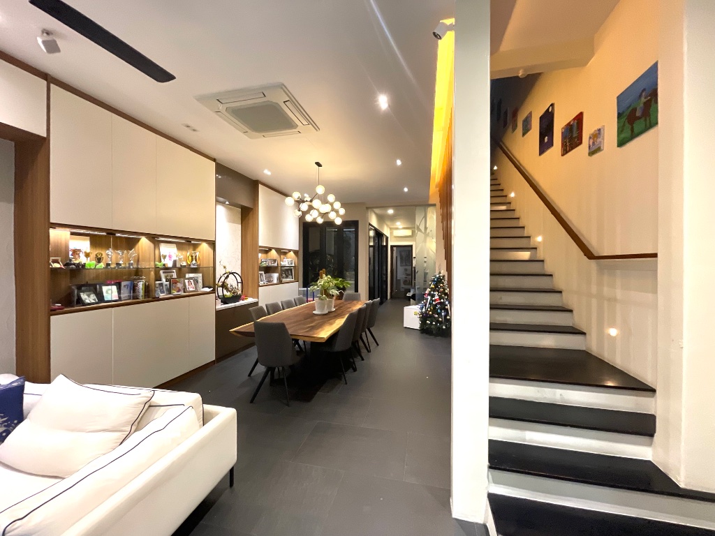 de'one building consultants Pte ltd showroom