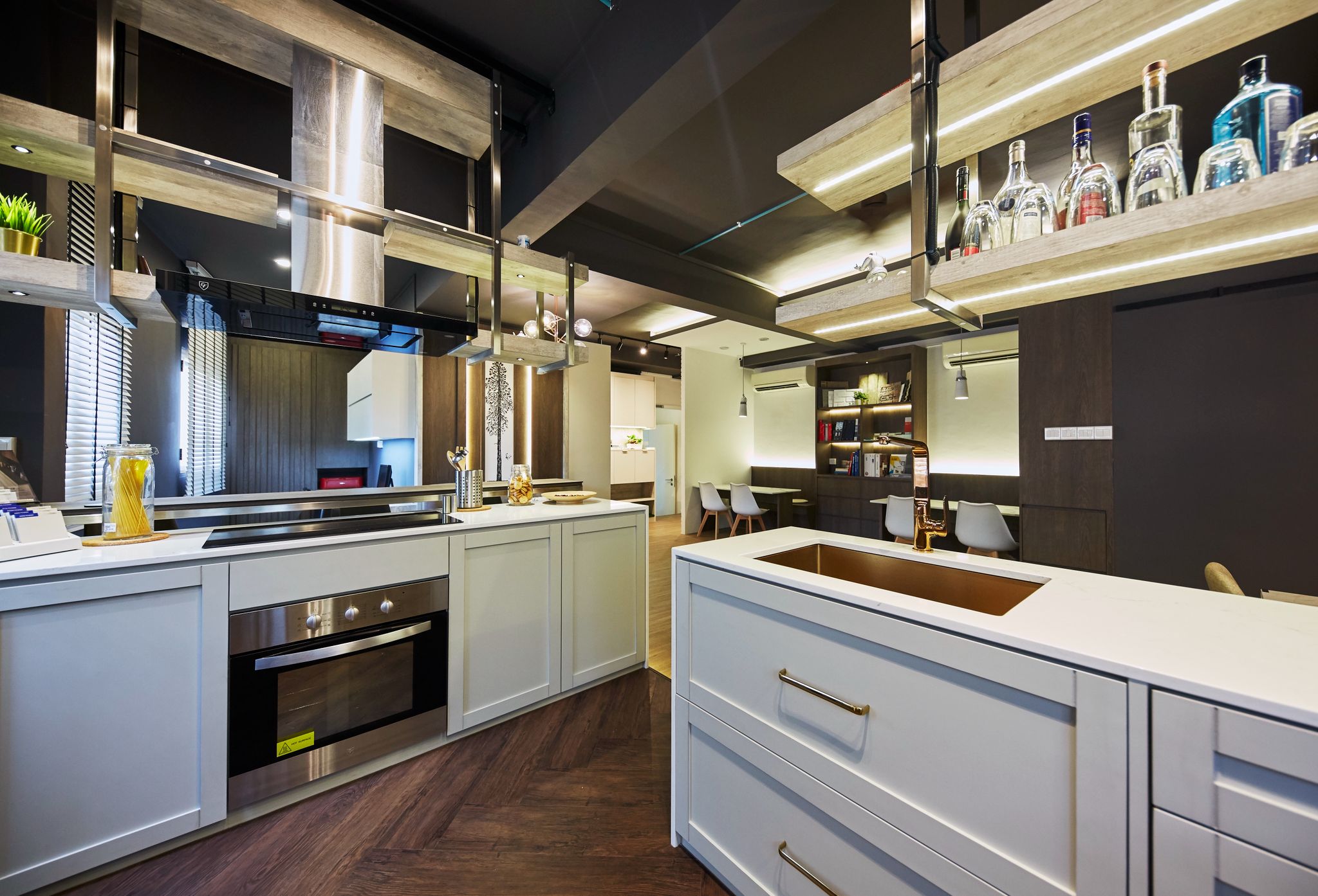 ro-well interior revelation showroom